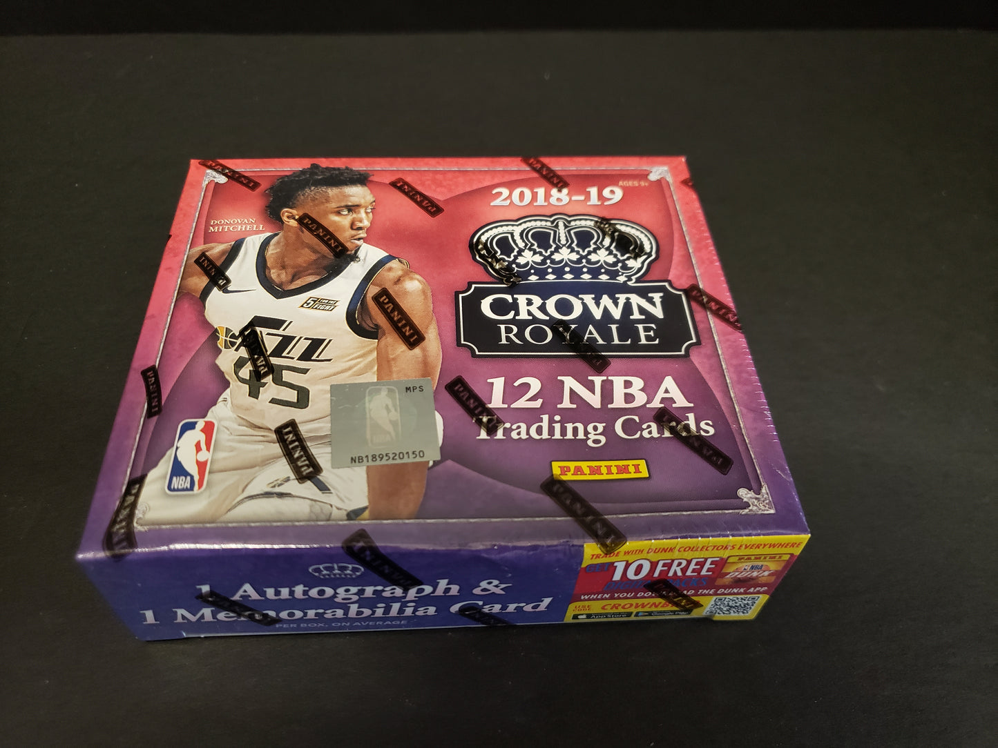 2018-19 CROWN ROYALE BASKETBALL BOX